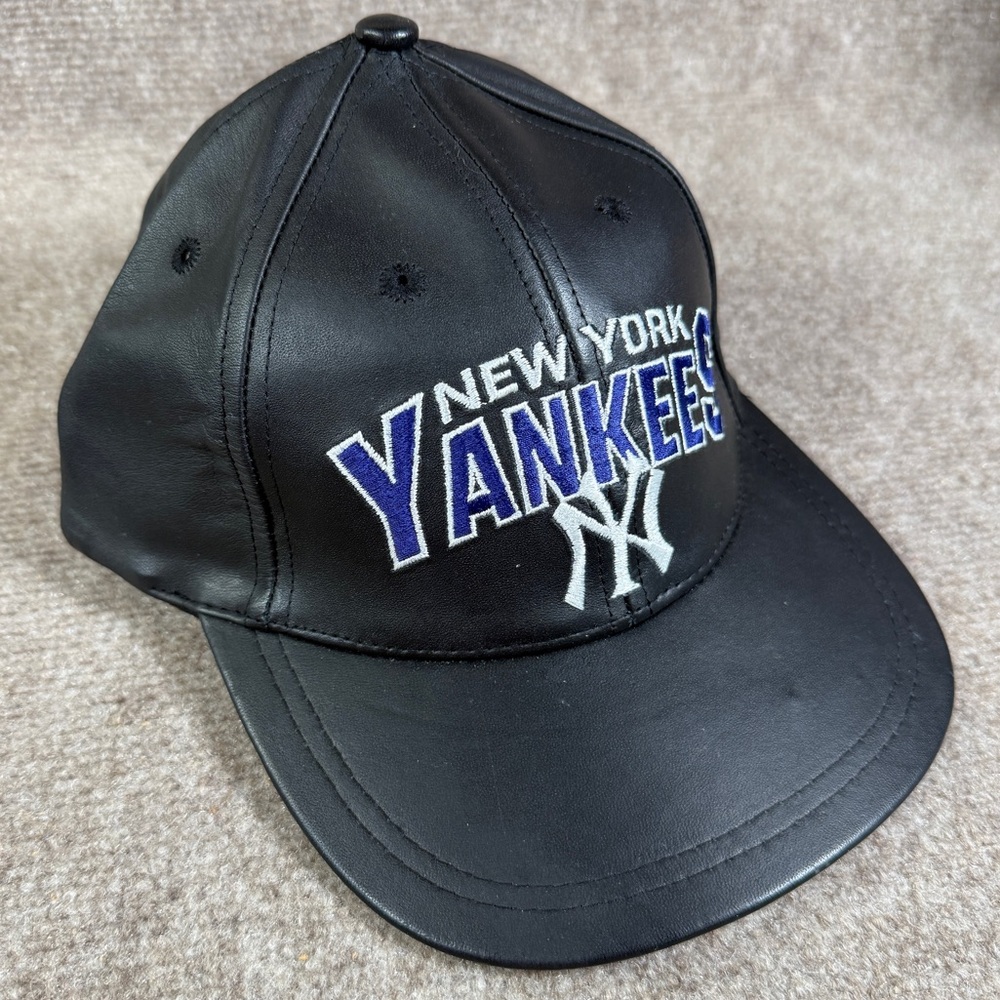 90’s New York Yankees Black Genuine Leather Baseball Hat Adjustable Spellout Y2K